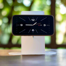 NS-3 Clip — iPhone + Apple Watch charging stand