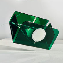 NS-B1 — Charging stand with storage