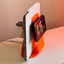 NS-3 Clip — iPhone + Apple Watch charging stand