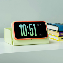 NS-B1 — Charging stand with storage