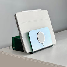 NS-B1 — Charging stand with storage